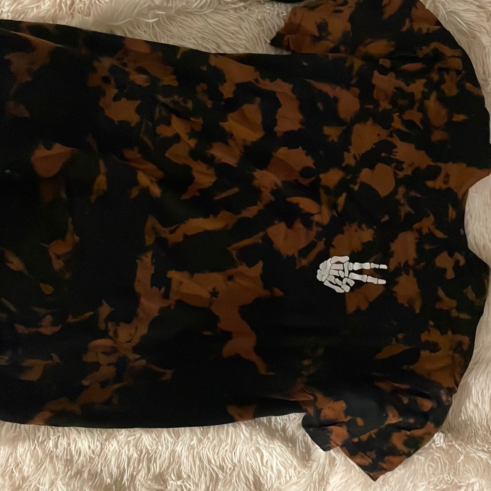 tie dye t shirt